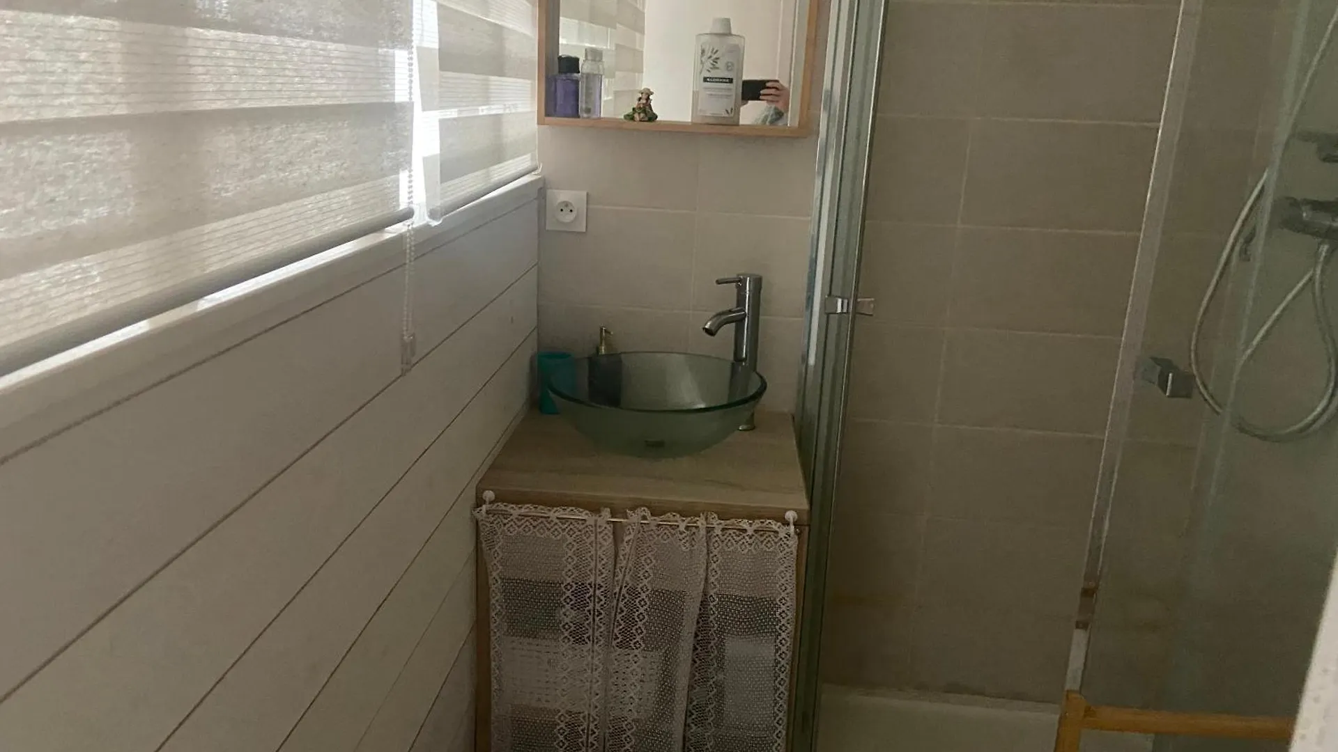 Plim Cie 2 Chambres, Sde A L'Etage Chaponost 0*,  France