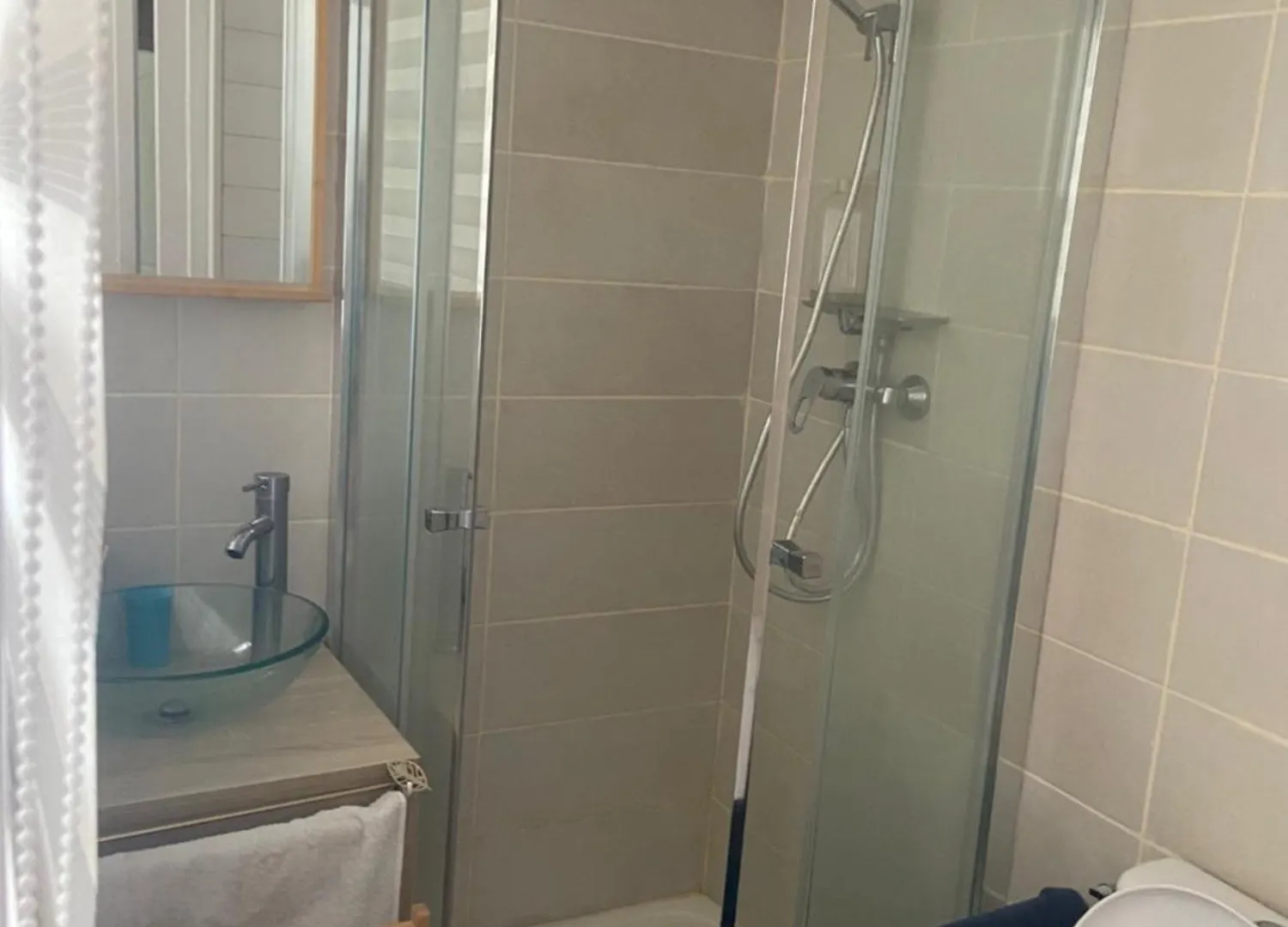 Plim Cie 2 Chambres, Sde A L'Etage Chaponost Homestay